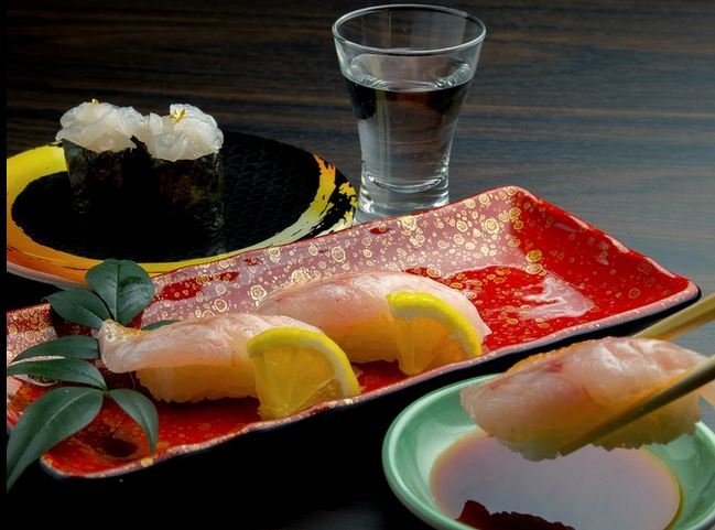 回転寿し　仁