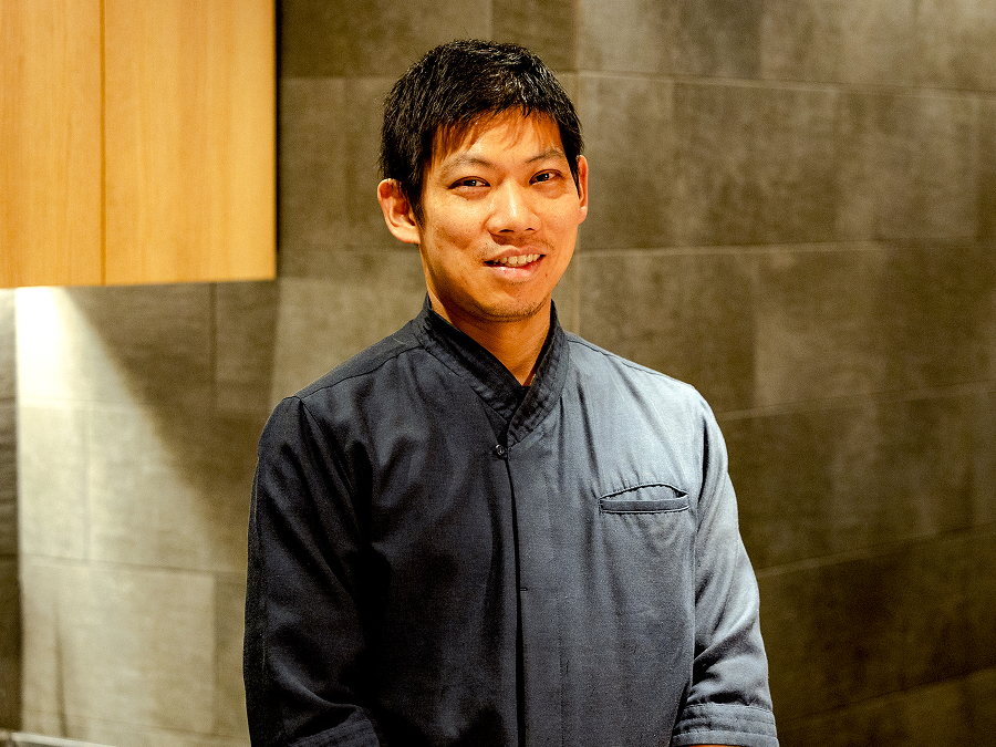 荻原 聖氏