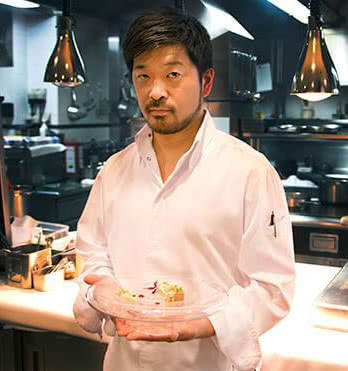 松嶋啓介氏