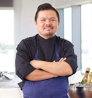 手島純也氏