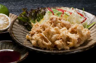 大分名物の『とり天』。ランチにもお出ししております。