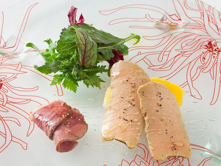 フレッシュさが重要な魚や野菜は、地産地消にもこだわります