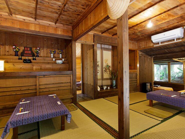 店主のひいおばあちゃんが暮らしていた琉球の伝統的な家屋を利用