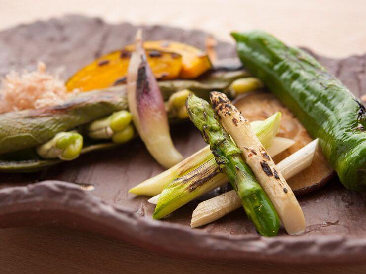 素材本来の持ち味を大切に、絶妙の焼き加減で仕上げた『旬の焼き野菜』